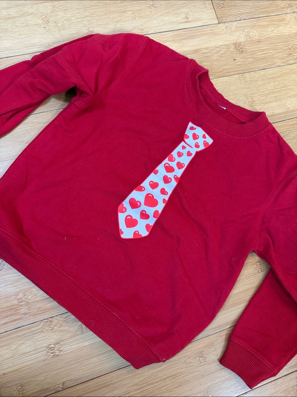 Kids Red Heart Tie Sweatshirt - Unbranded size 5-6